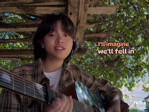 Yung Kai's Soulful 'Blue' Guitar Cover | Lyrics Included
