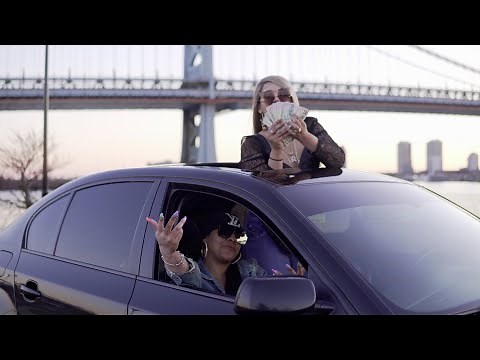 Queen Reina "Toothless"(OFFICIAL MUSIC VIDEO)