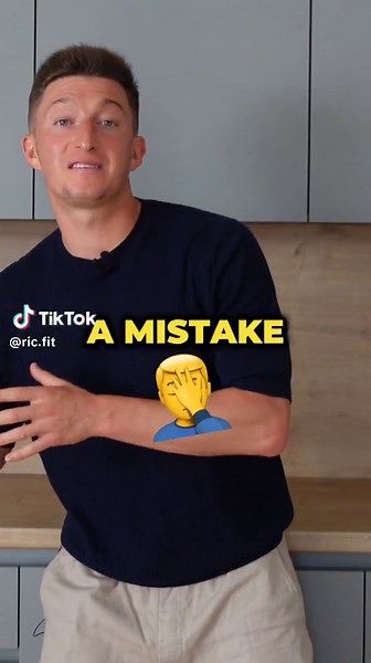 Avoiding the No. 1 Mistake in Football: Defensive Strategies for Young Professionals