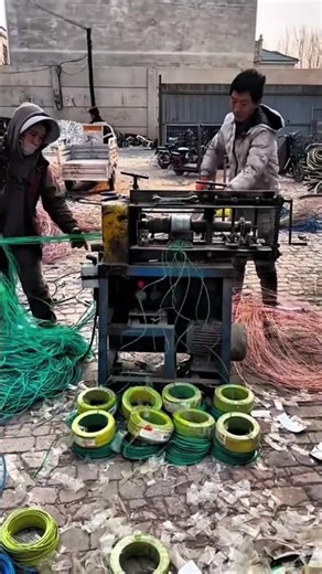 This is how to manually draw copper wire