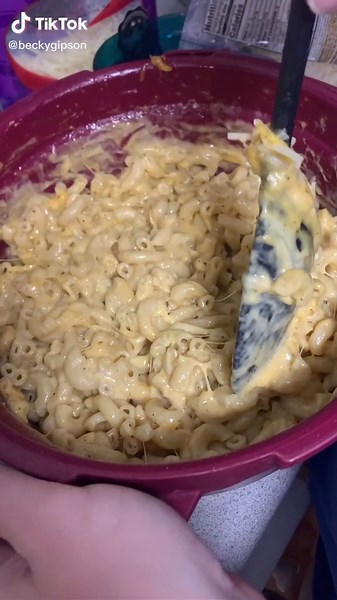 Homemade Macaroni in a Pot: Wap Macaroni Song Recipe