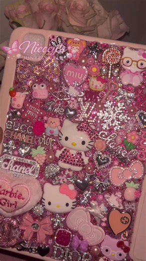 Adorable Hello Kitty Luxury Cases on Sale