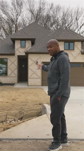 Royce Colley | Multimillionaire Home Builder & Mentor on Instagram: "Comment “BUILD” below to join the top building community that helped Tony @miraclepropertyinvestors_ succeed in the build game!"