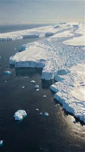 Ice cores archive ancient air