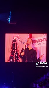 Hearing @Pentatonix sing #hallelujah live is angelic 😇 @Scott Hoying even had the flu and still sounded like perfection! The whole show was AMAZING! #pentatonix #christmas #singing #fyp