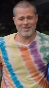 Brad Pitt and Jimmy Fallon try disc golf… Bringing disc golf to late-night TV — and it’s pure comedy. Form? Questionable. Commitment? 10/10. What other celebs do you want to see “play” disc golf next? Drop your dream celeb matchup 👇 🎥: The Tonight Show Starring Jimmy Fallon #gottagogottathrow #discgolfcomedy #bradpitt #jimmyfallon #tonightshow #discgolffail #throwlikeyoumeanit #latenightchains #chaoticenergy #discgolf #tonightshow | Gotta Go Gotta Throw