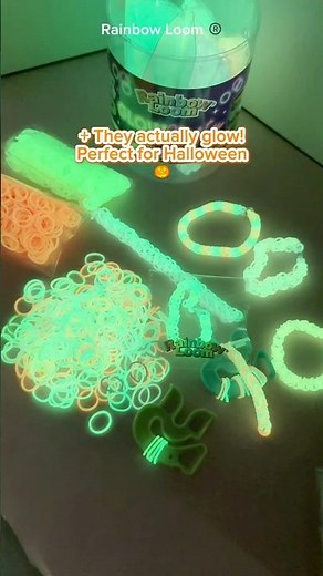 This is a fun $6 Halloween idea! Hand out Rainbow Loom bracelets instead of candy 😉 Or… maybe both?