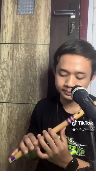 Cover Lagu Jera oleh Riza Umami dengan Suling