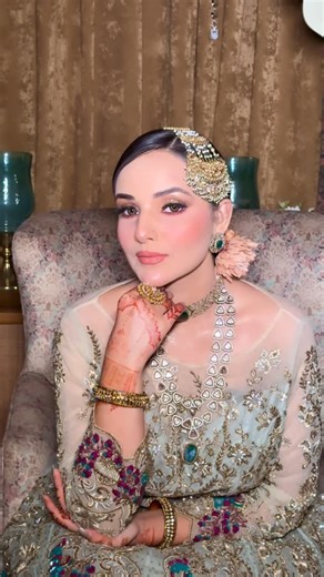 Akriti Khurana / BRIDAL MAKEUP ARTIST📍DELHI on Instagram: "Luxury glam using top makeup brands only 💄 Delhi based professional makeup artist @akritikhurana_mua Contact 📲8076734124 for bookings. Comment ‘GLAM’ if you love this look 👇🔥” • Delhi makeup artist • Indian makeup artist • Bridal makeup India • Celebrity makeup look • Luxury makeup • High-end makeup • HD makeup / Glass skin makeup • Before after makeup • Transformation reel • Viral makeup reel • Professional makeup artist • Makeup t