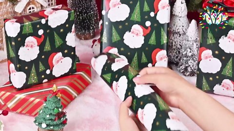 KODAK Mobile Film Scanner - Fun Novelty Scanner Lets You Scan and Play with Old 35mm Films & Slides Using Your Smartphone Camera - Cardboard Platform & Eco-Friendly Toy LED Backlight