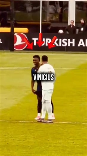 On vous a menti sur Mbappé et Vinicius 🇫🇷🤝🇧🇷 #football #mbappe #vinicius #equipedefrance
