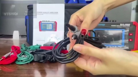 Three Phase Power Quality Recorder Digital Power Quality Meter with 16 PCS Current Clamp Sensor 10mA-6000A 3 Channels Voltage 4 Channels Current Voltage Range 2V~600V IEC61010-1 Standard