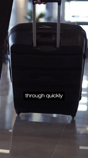 ✈️ Breeze through security with Star Alliance Gold Track 🌟 Skip the queues with priority access, giving you more time to relax before your flight. Now that's Airport Mode made easier! | Star Alliance