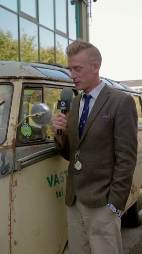 Meet Ben's 1954 barn door samba record delivery bus from Sweden! 🇸🇪🎶 Ben has had his van since 2010 when he began restoring it, and has owned over 100 VW split screen vans!😍🚐 Here’s to 75 years of stories with Commercial Vehicles🙌 From iconic beginnings to timeless travels 🤩✨Share your Volkswagen van story with us to feature in our 75 Years of Stories content! #75YearsOfStories #VWBus #VanLife #Volkswagen #VintageVW #CamperVan | Volkswagen Commercial Vehicles UK