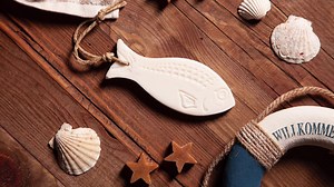 Home-Spa-Programm in Corona-Zeiten: Mit unseren duftenden Seifen in verschiedenen Formen und Farben sowie flauschigen Hand- und Duschtüchern verwandelt Ihr Euer Zuhause im Handumdrehen in eine echte Wohlfühloase. Nur noch schnell das Badewasser einlassen, Musik an und einfach abschalten! https://www.stolz-shop.com | Kaufhaus STOLZ