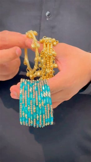 Ramzan special😍 drop bangles & kashmiri bangles . WA 0309-6175275 #bangles #pakistan #pakistanijewellery #velzajewelry #jewelry | Velza jewellery