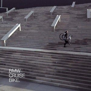 6.5K views · 375 reactions | Sulla strada per l'ufficio, in città o nel tempo libero: le BMW Bike & E-Bike sono il modo più green e tecnologico di giungere a destinazione. Scopri tutti i modelli su https://bit.ly/BMW_BIKE e in tutti i Centri BMW Service. Questi prodotti beneficiano del contributo “Bonus Mobilità 2020” ("D.L. 34/2020") | BMW Italia | Facebook