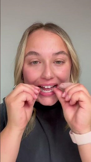 How to properly take your retainer off