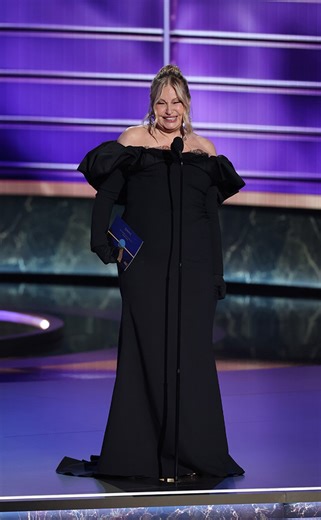 Jennifer Coolidge Weighs in On Ozempic With Emmys 2025 Joke