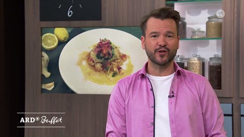 ARD-Buffet: Rezept: Spitzkohl-Fisch Rouladen mit Kräutern