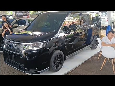 Honda Stepwgn Spada e:HEV (RP8) - Review