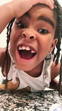 Pulling my tooth out #tooth #cringe