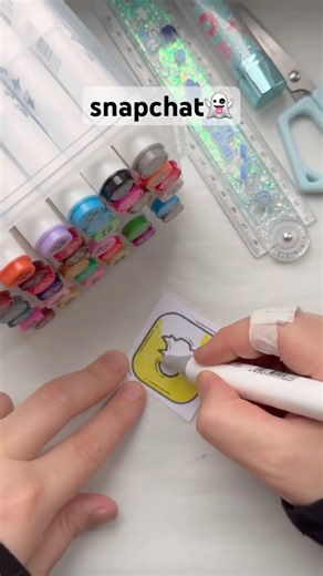 snapchat icon emoji sticker👻 #snapchat #diy #art #emoji #sticker #craft