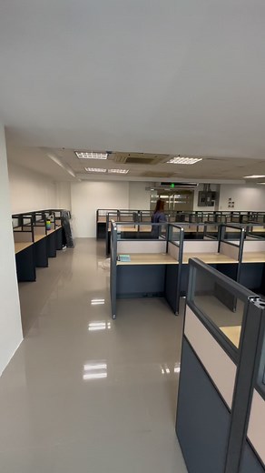 Ongoing Installation of Modular Partition. #ModularPartition #cubilcles #frogohermy #officefurniture #workstation #fhe #salesalesale | Frogo-Hermy Enterprise