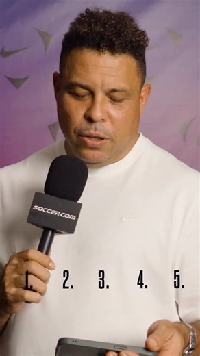 R9 blind ranks his top Nike Mercurials 🇧🇷 | Soccer.com