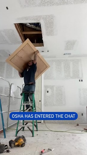 Safety comes first, and can even get you a discount on your workers' comp insurance 🥽 #workerscomp #workerscompensation #payroll #payrollservices