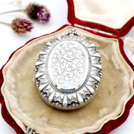 Victorian Etched Sterling Silver Locket Pendant: Antique Filigree Foliate Oval Large