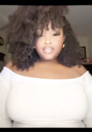 Mikasi: Celebrating Curly Hair and Plus Size Beauty