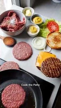 Juicy. Cheesy. Perfect 🍔🔥Make this Classic American Cheeseburger at home in just minutes! 🇺🇸😋