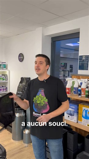 GrowLED - Growshop FR/EU on Instagram: "Tu veux cultiver des plantes facilement ? 🌱💧 Découvre les avantages de l'hydroponie : moins de terreau, meilleure consommation d'eau, et récolte optimale ! ✨ Suis-moi pour plus de vidéos et astuces. On va faire grandir vos récoltes ! 🍅🌿 #Hydroponie #Hydroponics #IndoorGardening #GrowYourOwn #GrowLED #PlantLovers #UrbanGardening #JardinageIndoor #HomeGarden #Plantes #PlantSetup #HydroSystem #DIYGarden #HydroponicSetup #GrowTips #PlantCare #JardinageFaci
