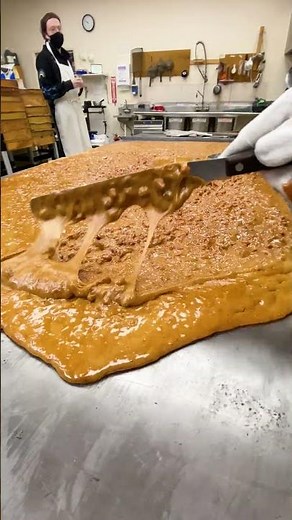 Crunchy Almond Brittle Candy 🥜🍭