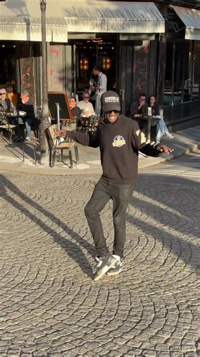 Bailando en París: Aventura de Michael Jackson