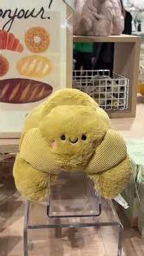 Luv a Cheekeh Shop xx 😌🛍️✨