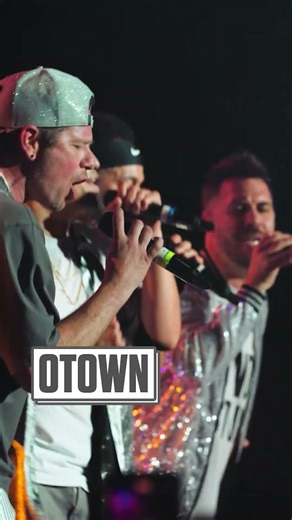 The Ultimate Pop 2000s Party! - Des Plaines Theatre 12/19/25