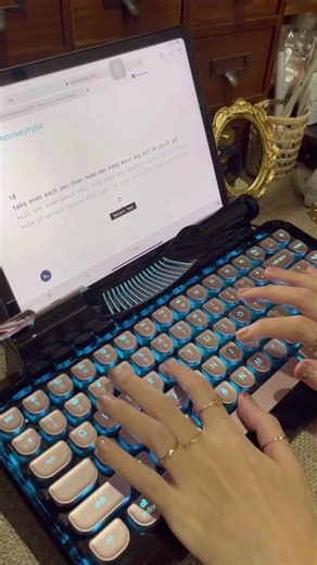 Vintage Retro Mechanical Keyboard Unboxing & Typing | Knewkey Rymek