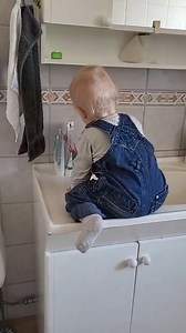 Hey, what're you doing? 😅 Funy baby videos 👉https://durl.ca/F7IQL | Adorable and funny babies