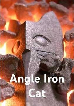 Scrap Angle Iron Cat Figurine #blacksmith #metalworking #sculpture #figurines