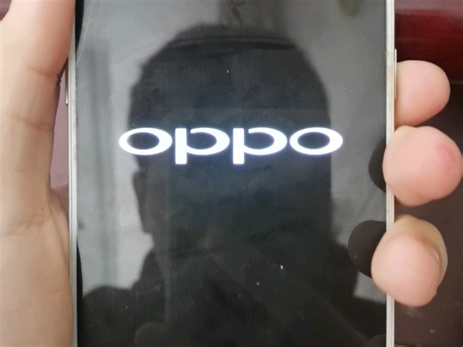 OPPO R9s开关机