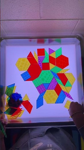 I’m absolutely loving these sensory pattern blocks from Lakeshore Learning! 💛 The textures and