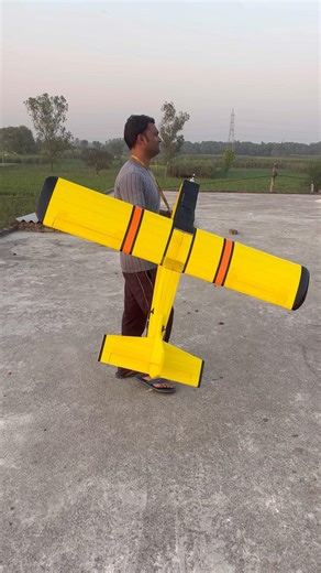 Amazing hand launch 🚀