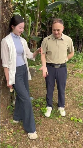 Hilarious Chinese Schoolgirl Pranks English Class