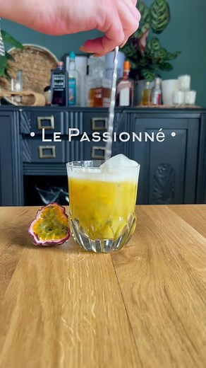 Je vous présente un de mes cocktails favori 🥰• Le passionné • simple mais efficace✨A consommer avec passion ❤️‍🔥