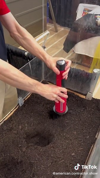 The RotoShovel - Automatic Shovel for Perfect Holes