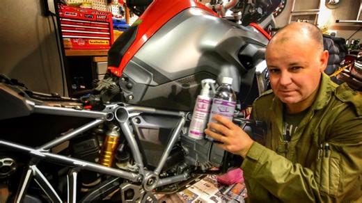 How to apply ACF50 to your motorcycle