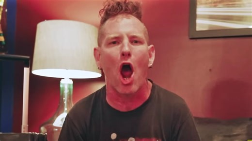 "Do the holes for your neck in your t-shirts have to be cut bigger for that neck you have?": Watch Corey Taylor react to hilarious trash talk from fans