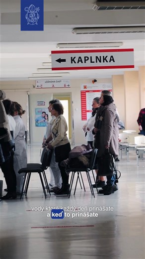 Bratislavská arcidiecéza | budujeme spoločenstvo on Instagram: "POŽEHNANIE NOVEJ KAPLNKY V NEMOCNICI NA KRAMÁROCH🙏 V stredu 11. februára posvätil otec biskup Haľko novú kaplnku v nemocnici na Kramároch v Bratislave. Tento nový priestor ticha a modlitby má byť miestom nádeje pre pacientov i ich rodiny a zároveň aj miestom „reštartu“ pre zdravotníkov – aby tu mohli načerpať pokoj a silu do svojej každodennej obetavej služby. @jozefhalko"